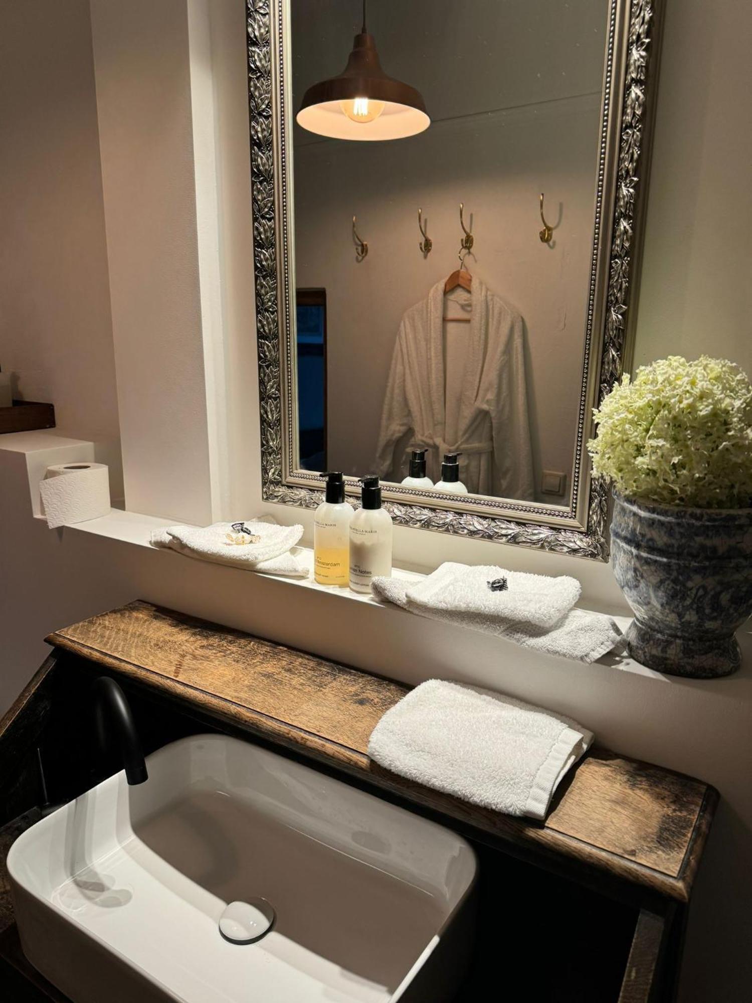 Amadeus Restaurant & Boutique Hotel Вел Экстерьер фото